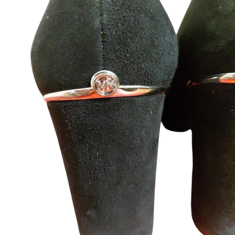 Michael Kors Liza Black Suede Block Heel Pump size 7 M - Picture 7 of 13